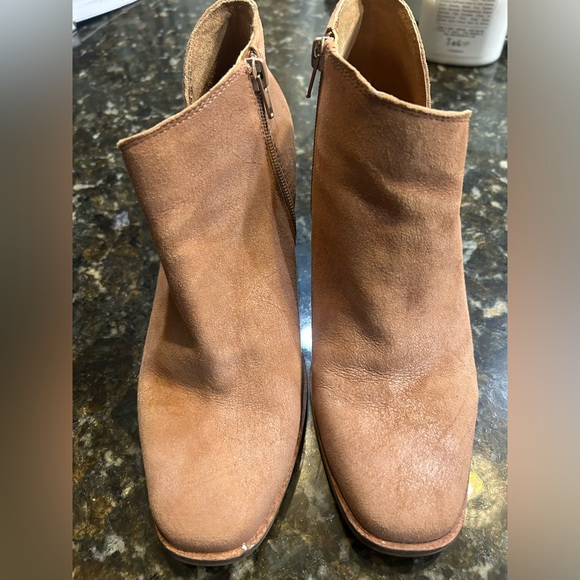 Women’s Lucky Brand size 9 booties. - Picture 1 of 5